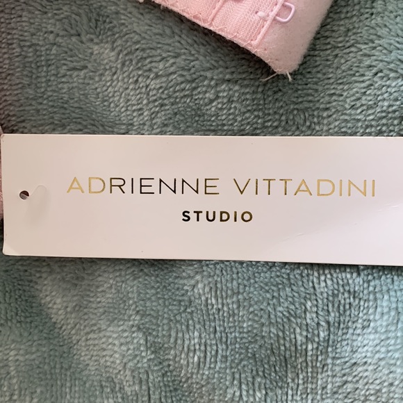 Adrienne Vitamin Full Figure Pink Lace Underwire Bra
NET - Picture 6 of 8